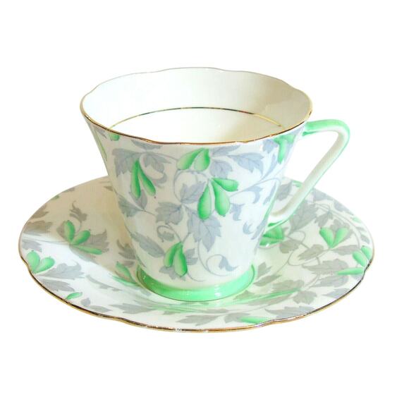Grafton Ashley Tea Cup & Saucer Set Green White Bone China Gold Rim England Vtg - Picture 1 of 8